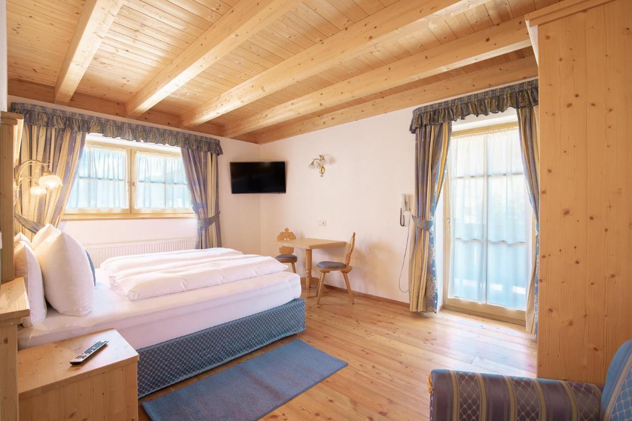 Cima Dodici B&B - Apartments Sexten Eksteriør bilde
